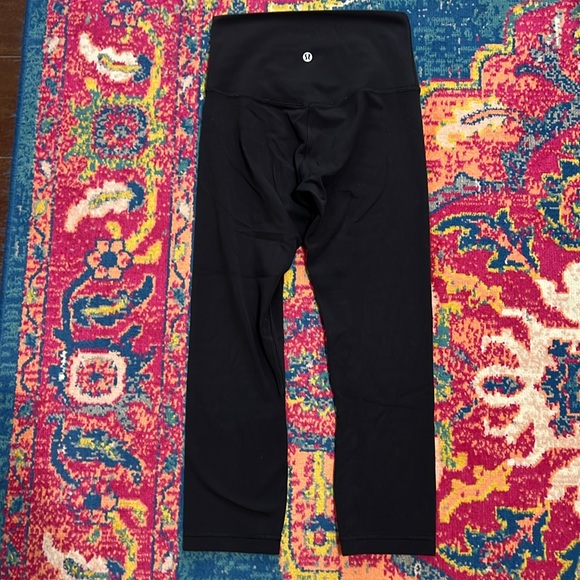 Lululemon leggings size 4 22” inseam inch cropped black align material - Picture 2 of 7